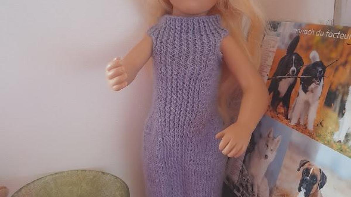 Robe mauve pour Poupee Starlette Constance taille 44cm (HT) PETIT COLLIN par FINOUCREATOU.COM