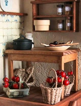 Miniatures & maisons de poupées-Un monde aperçu dans vos rêves : Le monde enchanté des miniatures et des maisons de poupées