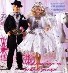 Image modeles poupees mannequin barbie et ken en maries ensembles crochetes