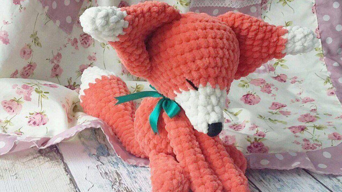 Modèle gratuit de renard endormi ,position assise au crochet Amigurumi ...